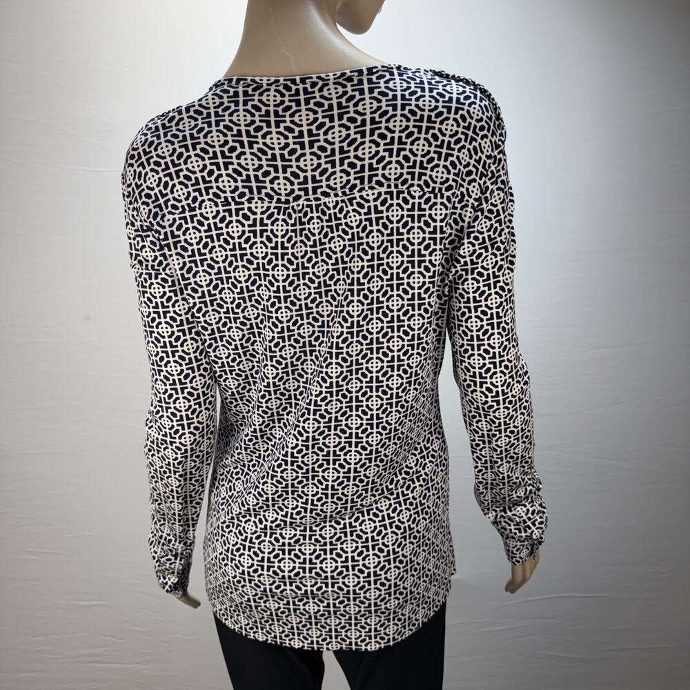 Tory Burch Geometric Print Jersey Henley Top Shirt Size L Gold Logo Buttons - Picture 6 of 9